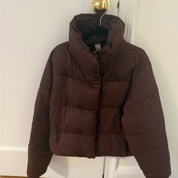 ALO Gold Rush Puffer - Picture 2 of 4